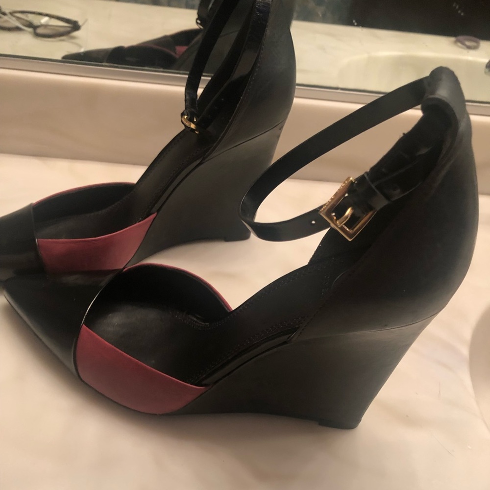 Tory Burch wedge heels ankle strap. Gently used. No box. Size 10.